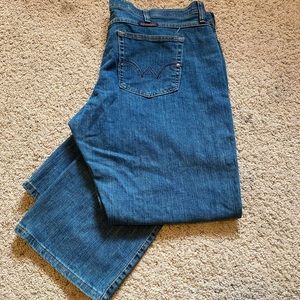 Wrangle q baby riding jeans. 19/20 x 34